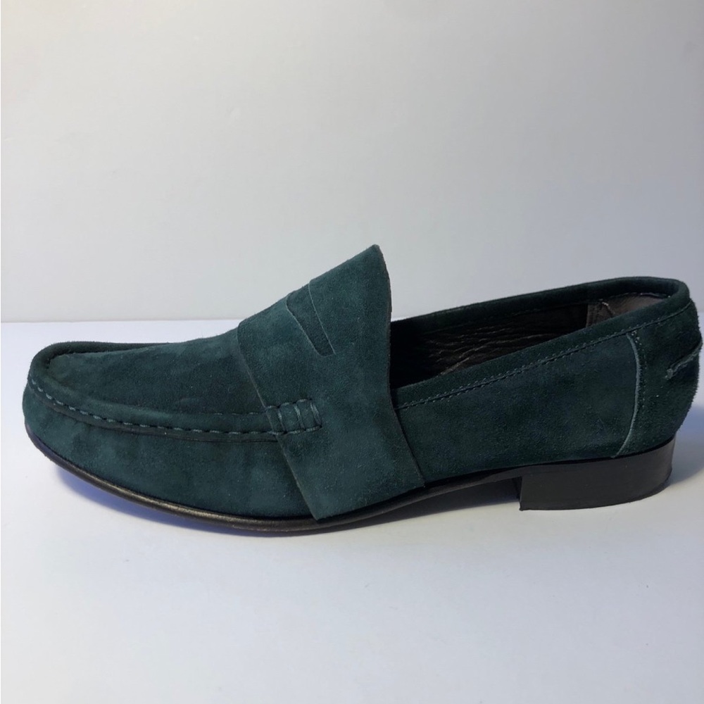 Vera Wang Lavender Audrey Emerald Green Suade Leather Loafers Slipons Size 9 /40